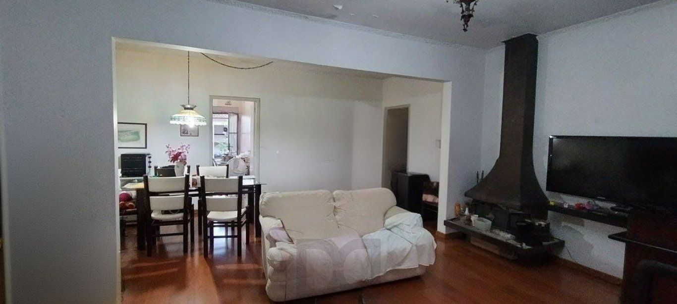 Casa com 4 quartos, 4 vagas e amplo pátio no Bairro Jardim Lindóia — foto 8