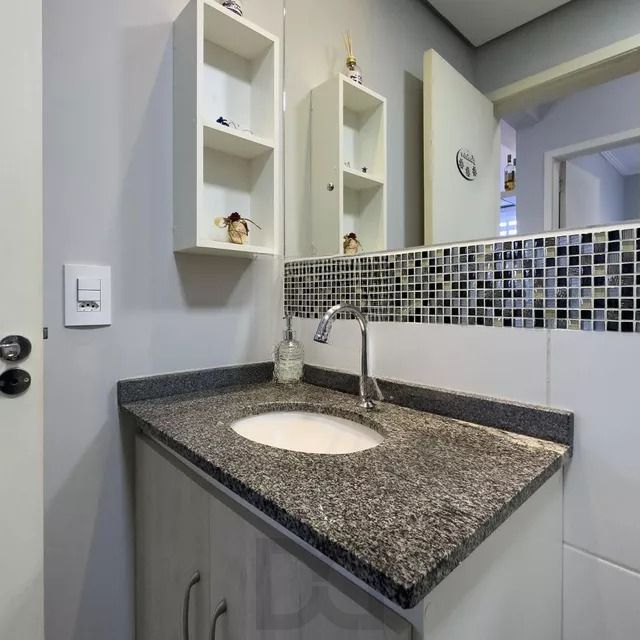 Apartamento com 2 quartos, vaga, elevador e piscina no bairro Nonoai — foto 23