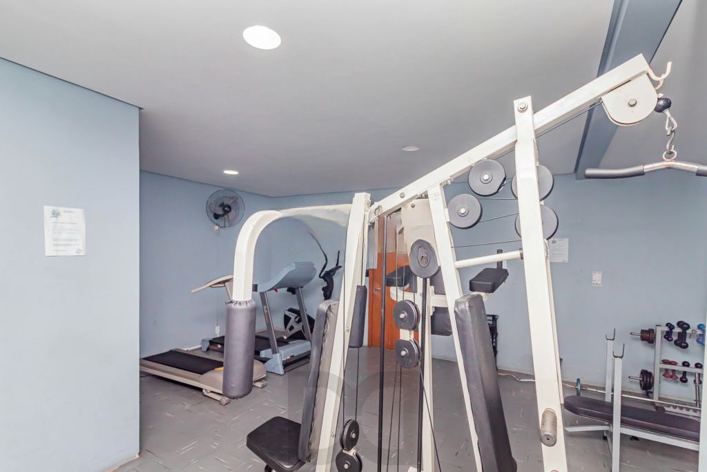 Apartamento com 3 quartos, vaga e elevador no Bairro Menino Deus — foto 19