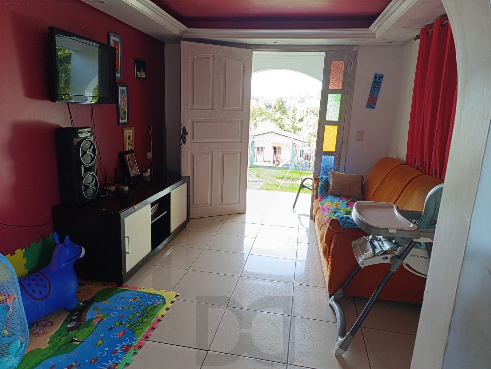 Casa de 2 quartos , pátio, 1 vaga no bairro Lomba do Pinheiro — foto 3