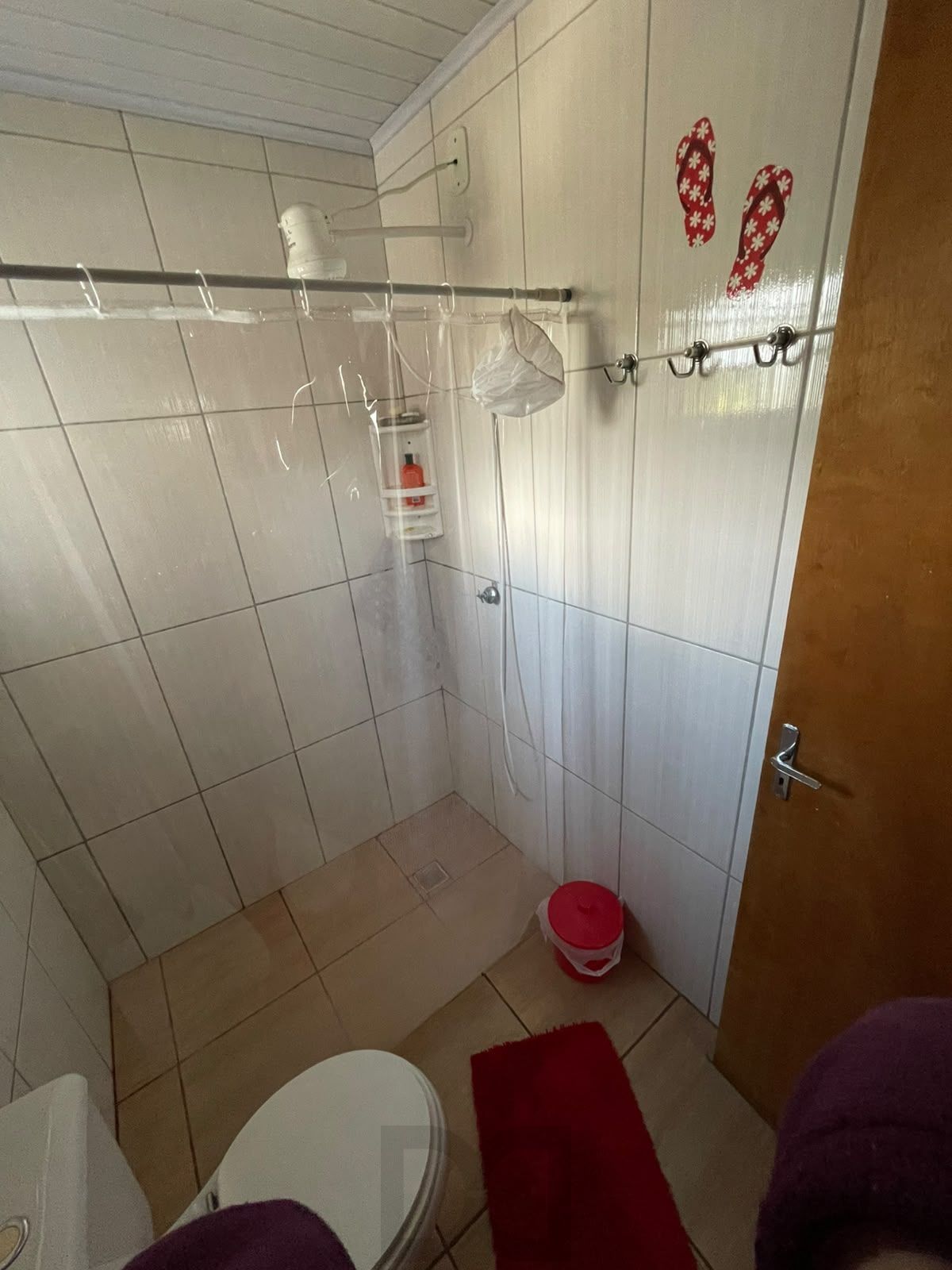 Casa com 3 quartos, suíte e 5 vagas no bairro Santo Antônio. — foto 13