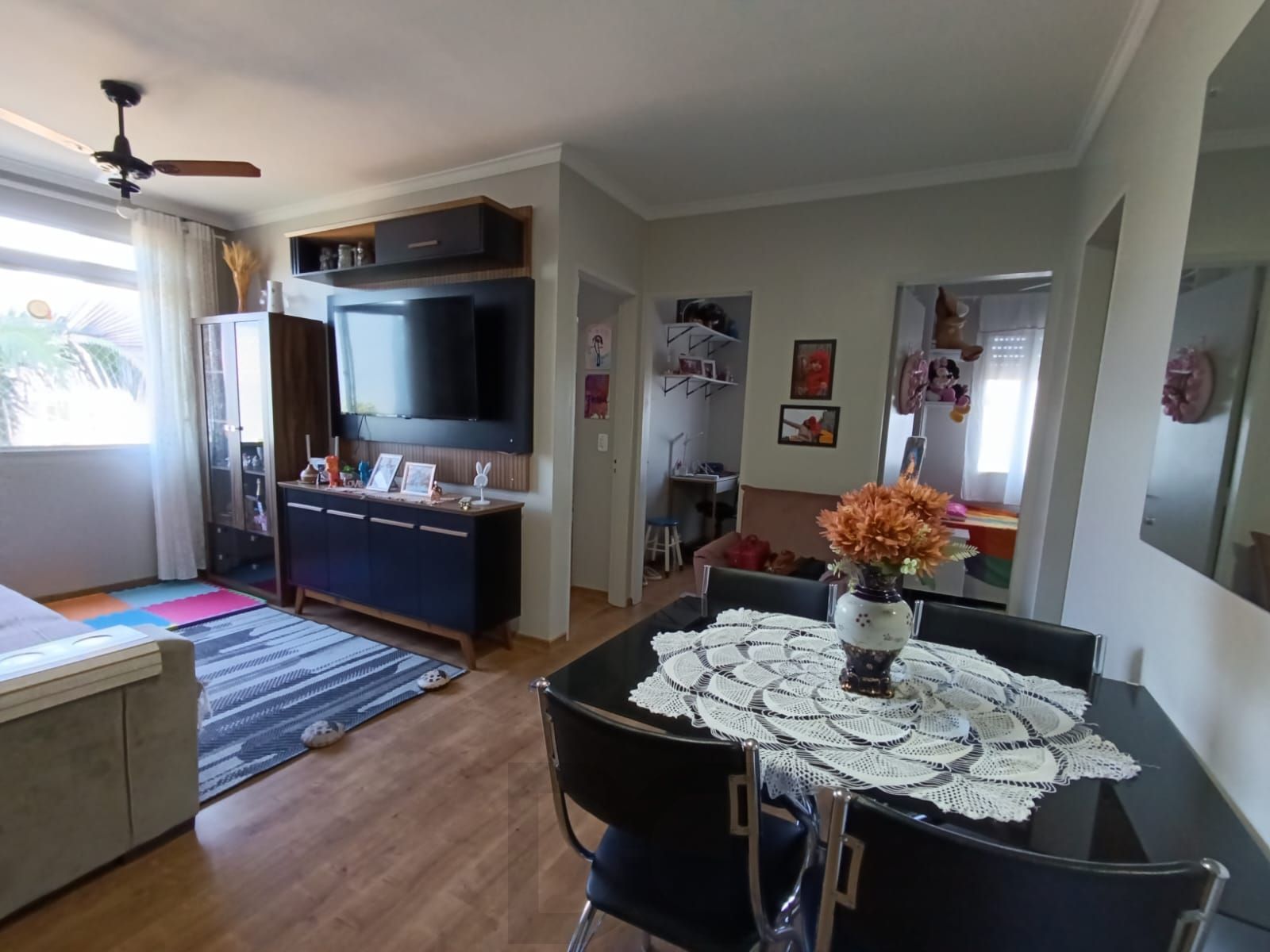 Apartamento semi mobiliado de 3 quartos e 1 vaga no bairro Sarandi. — foto 6