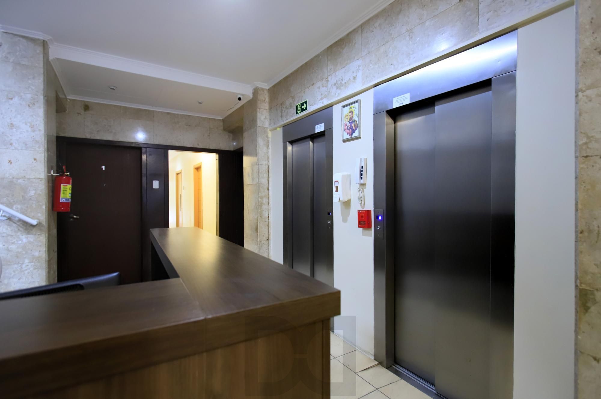 Apartamento 3 quartos com elevador no centro de Porto Alegre para Comprar — foto 5