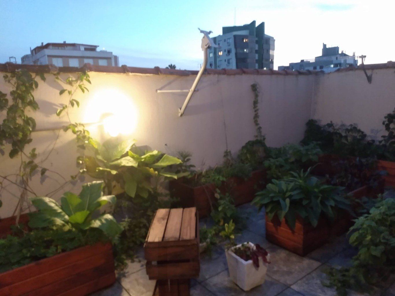 Apartamento de 1 dormitório no bairro Menino Deus em Porto Alegre. — foto 39