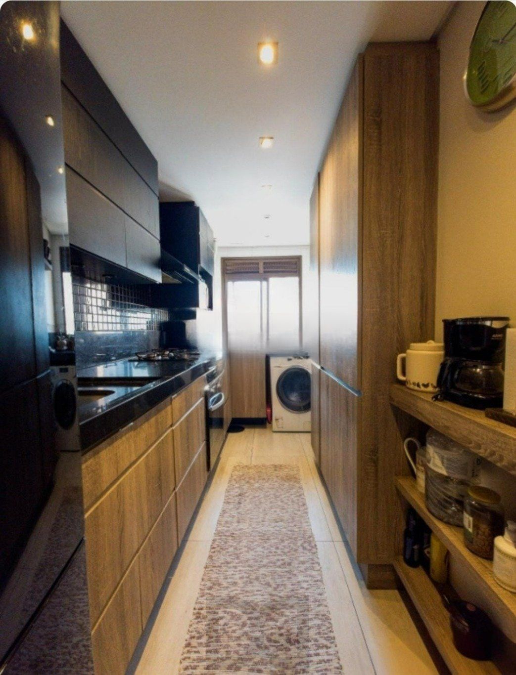 Apartamento de 2 dormitórios, suíte, 1 vaga e elevador, no bairro Boa Vista. — foto 10