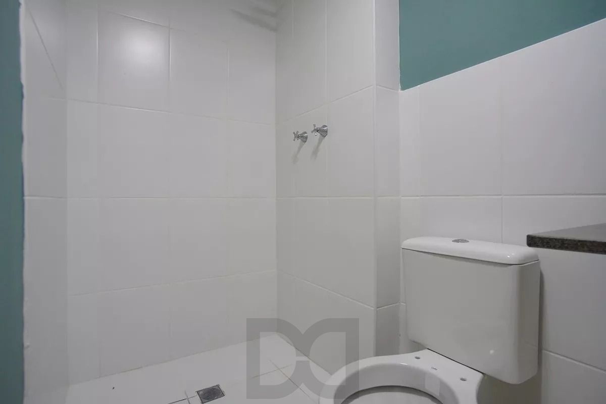 Apartamento 2 dormitórios suíte, elevador, infra e vaga coberta na Farrapos — foto 18