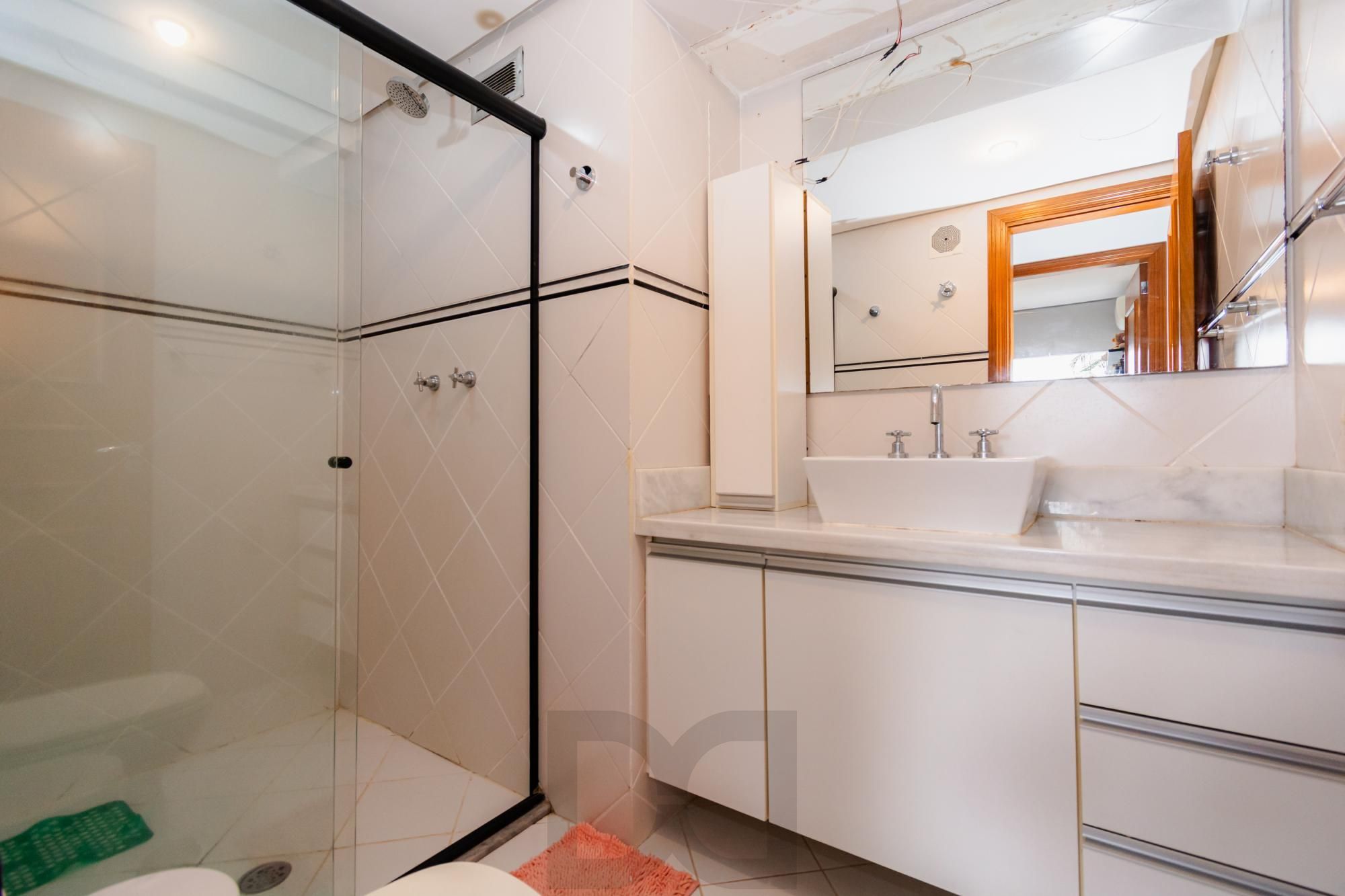 Apartamento 2 quartos, elevador e 1 vaga de garagem no Bairro Auxiliadora Poa. — foto 22