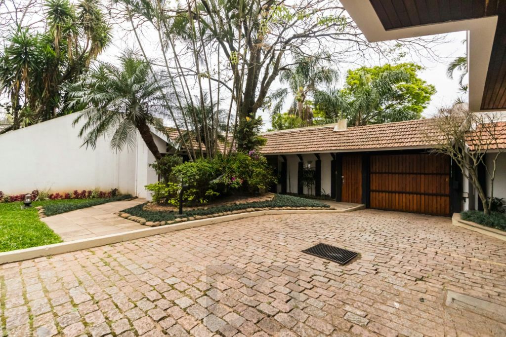 Apartamento com 4 quartos, 223m²,2 vagas, elevador no bairro Jardim do Salso. — foto 48