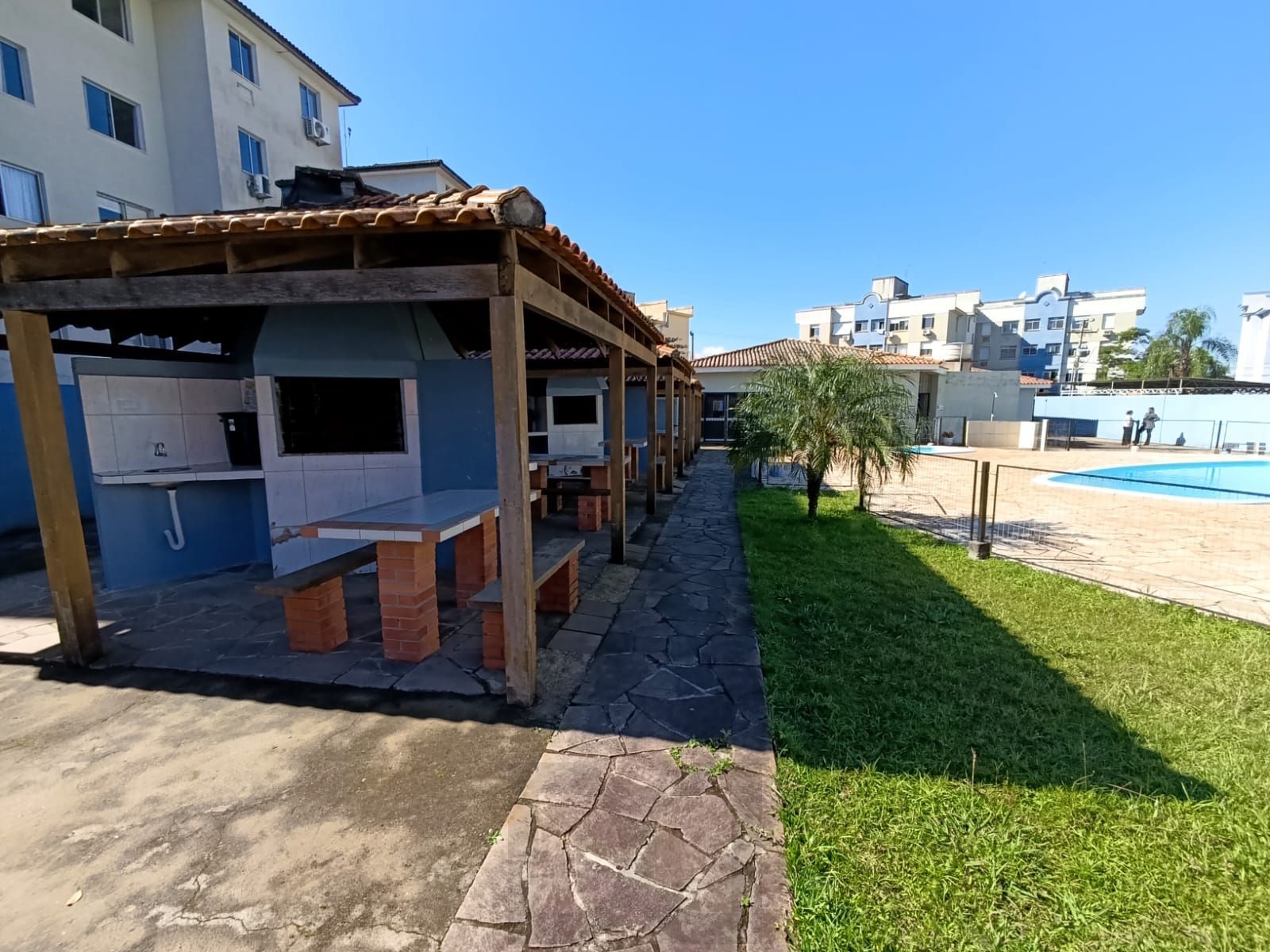 Apartamento semi mobiliado de 3 quartos e 1 vaga no bairro Sarandi. — foto 33
