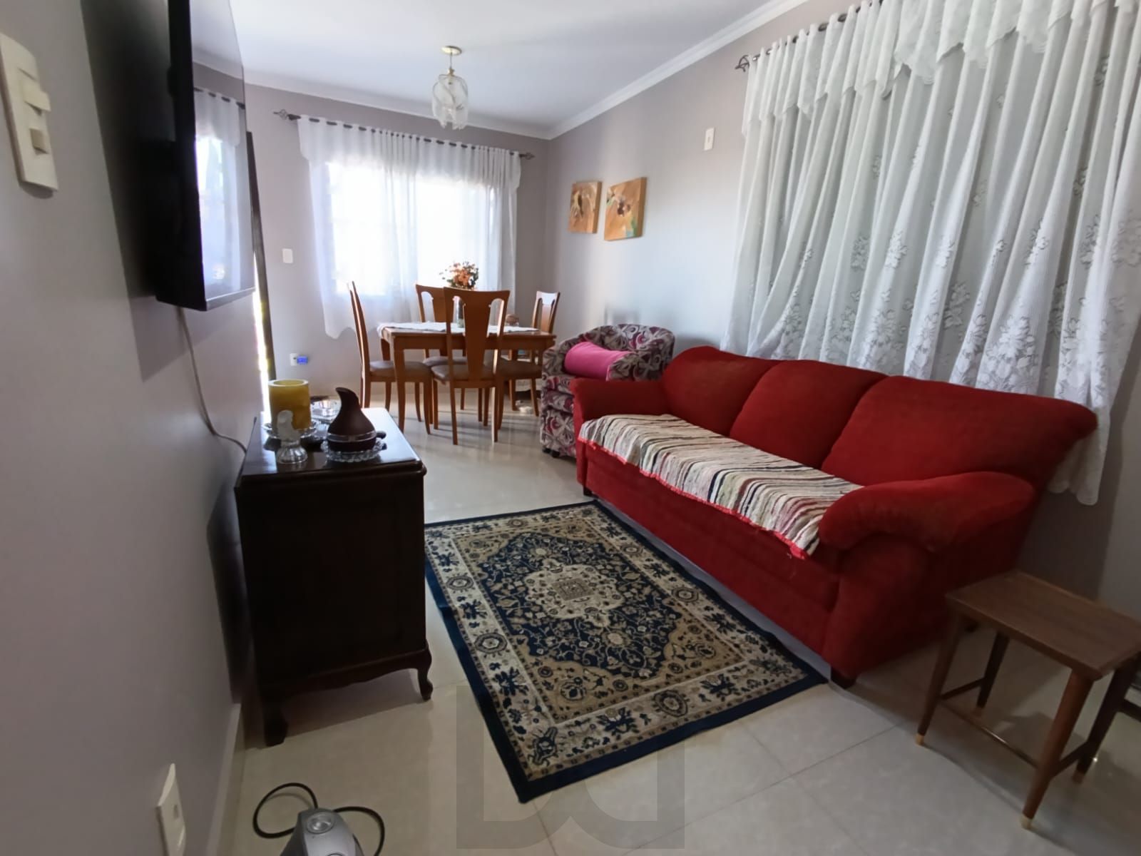Casa de 3 quartos,suíte,churrasqueira, 3 vagas no bairro Sarandi — foto 2