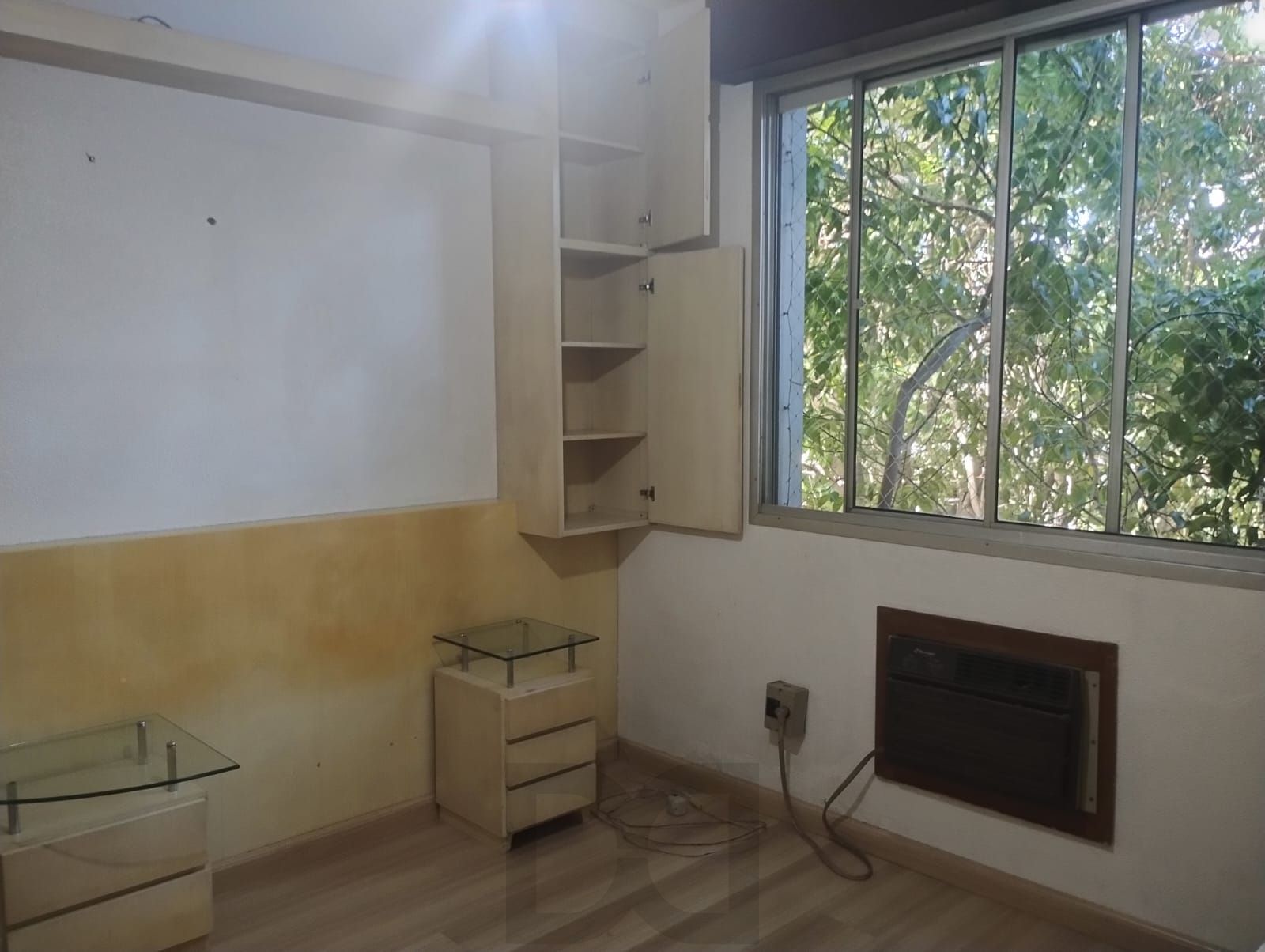 Apartamento de 1 quarto, elevador, 1 vaga coberta no bairro Partenon — foto 19