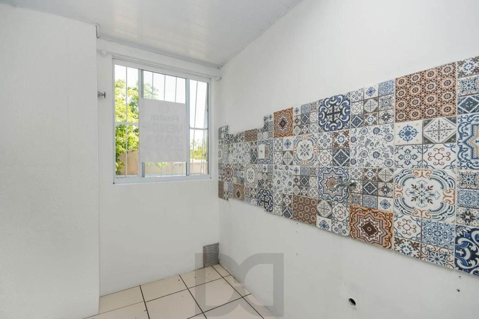 Apartamento térreo de 2 quartos, portaria 24 horas no bairro Glória. — foto 3