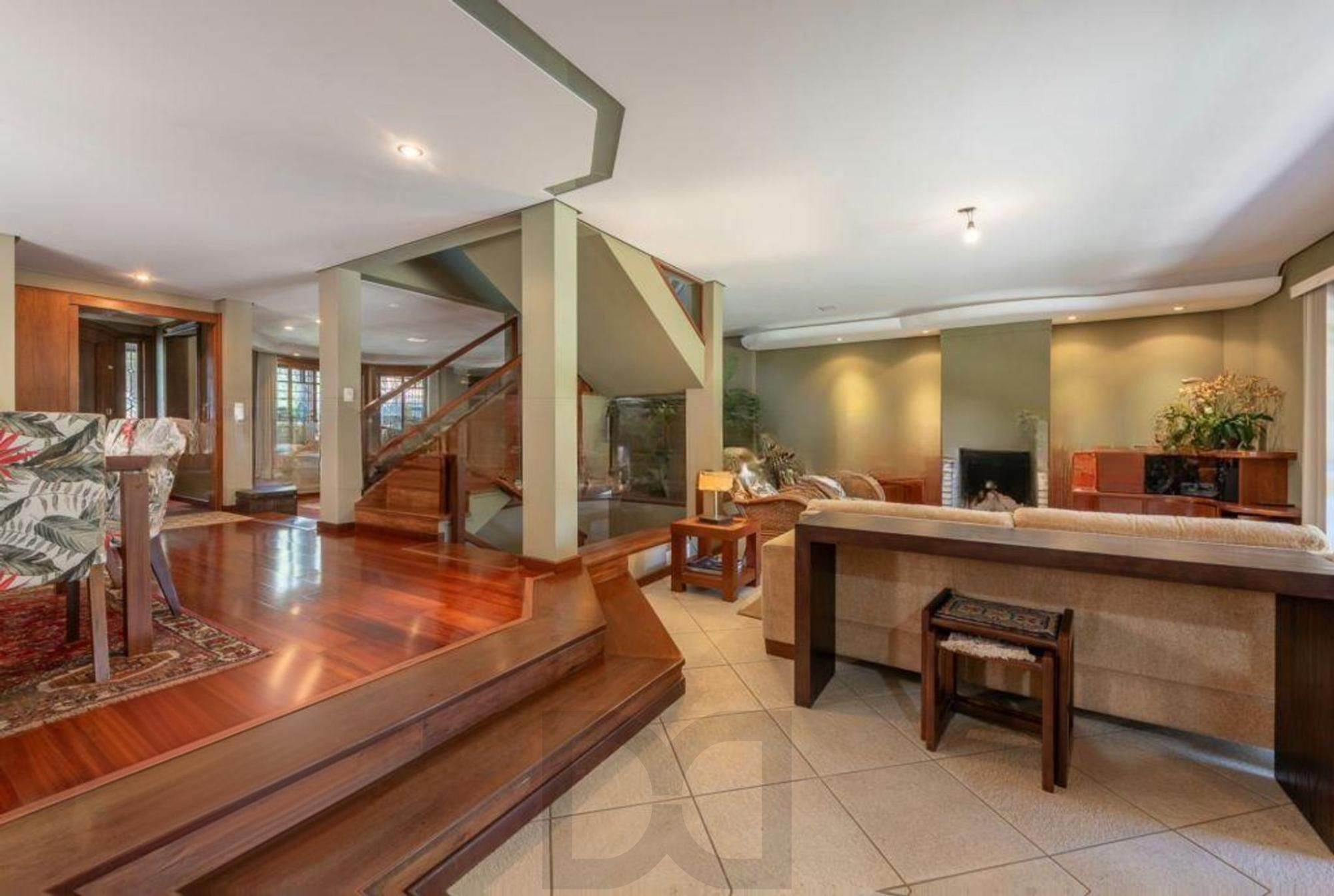 Casa com 5 dormitórios, 2 suítes, 2 vagas e 360m² à venda no Jardim Itu Sabará. — foto 8