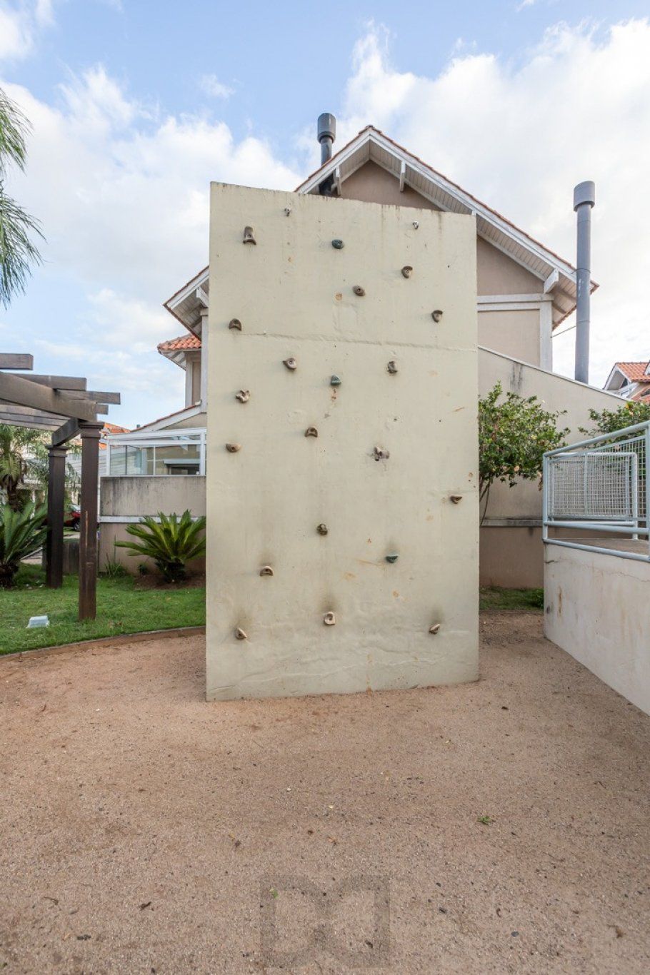 Casa com 4 quartos e 2 vagas em condomínio fechado no Bairro Ecoville. — foto 35