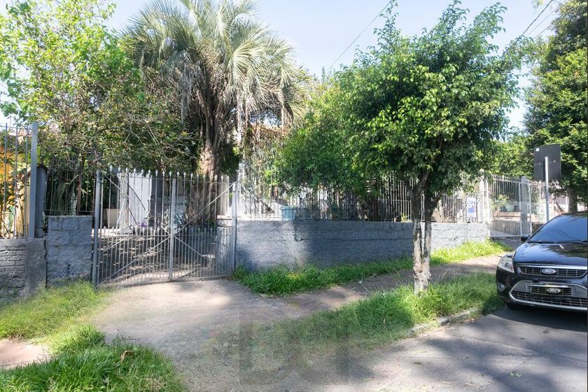 Casa com 3 dormitórios e 2 vagas no Bairro Parque dos Maias — foto 16