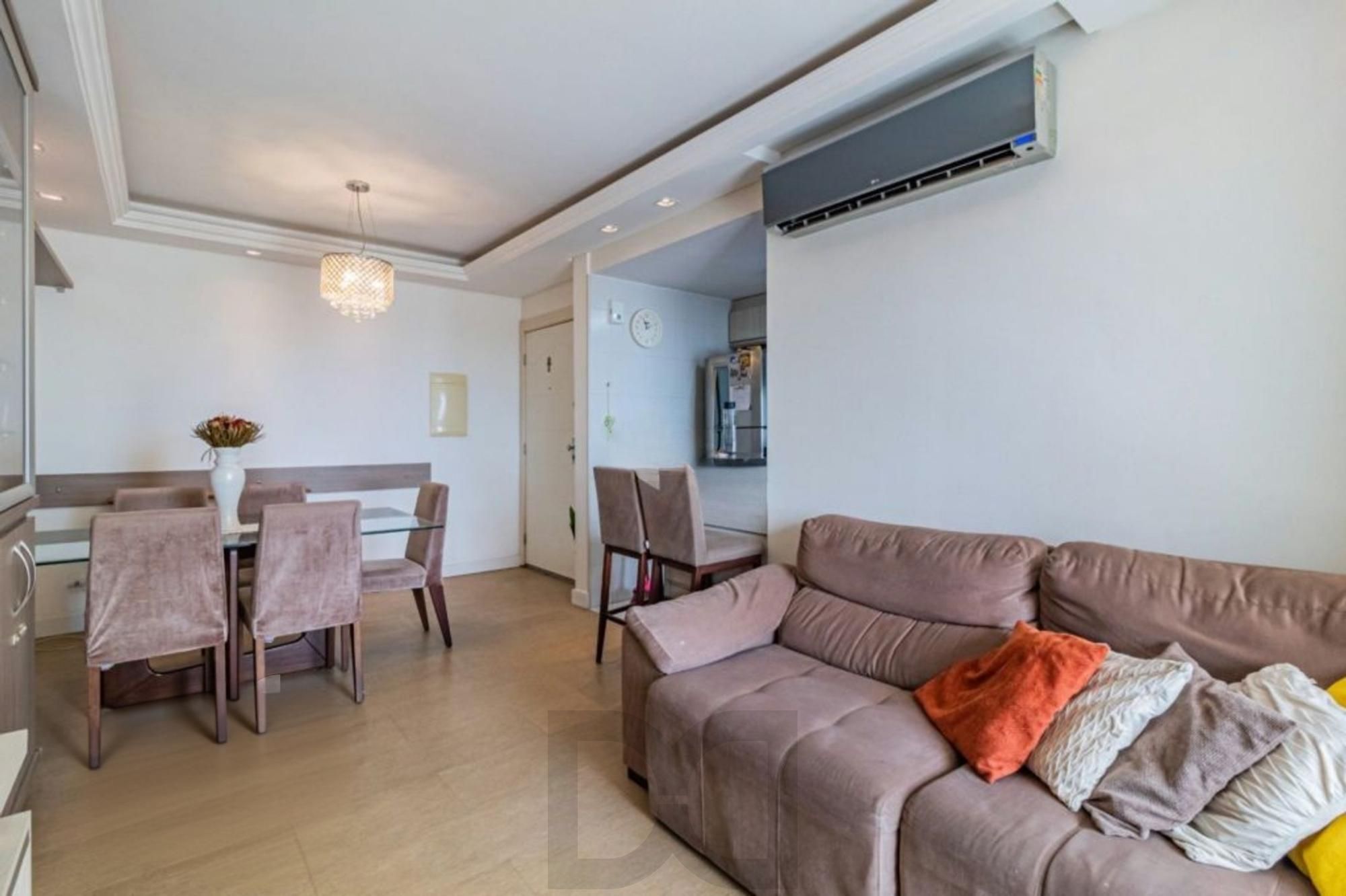 Apartamento de 3 quartos, suíte, elevador e 2 vagas no bairro Vila Ipiranga — foto 4