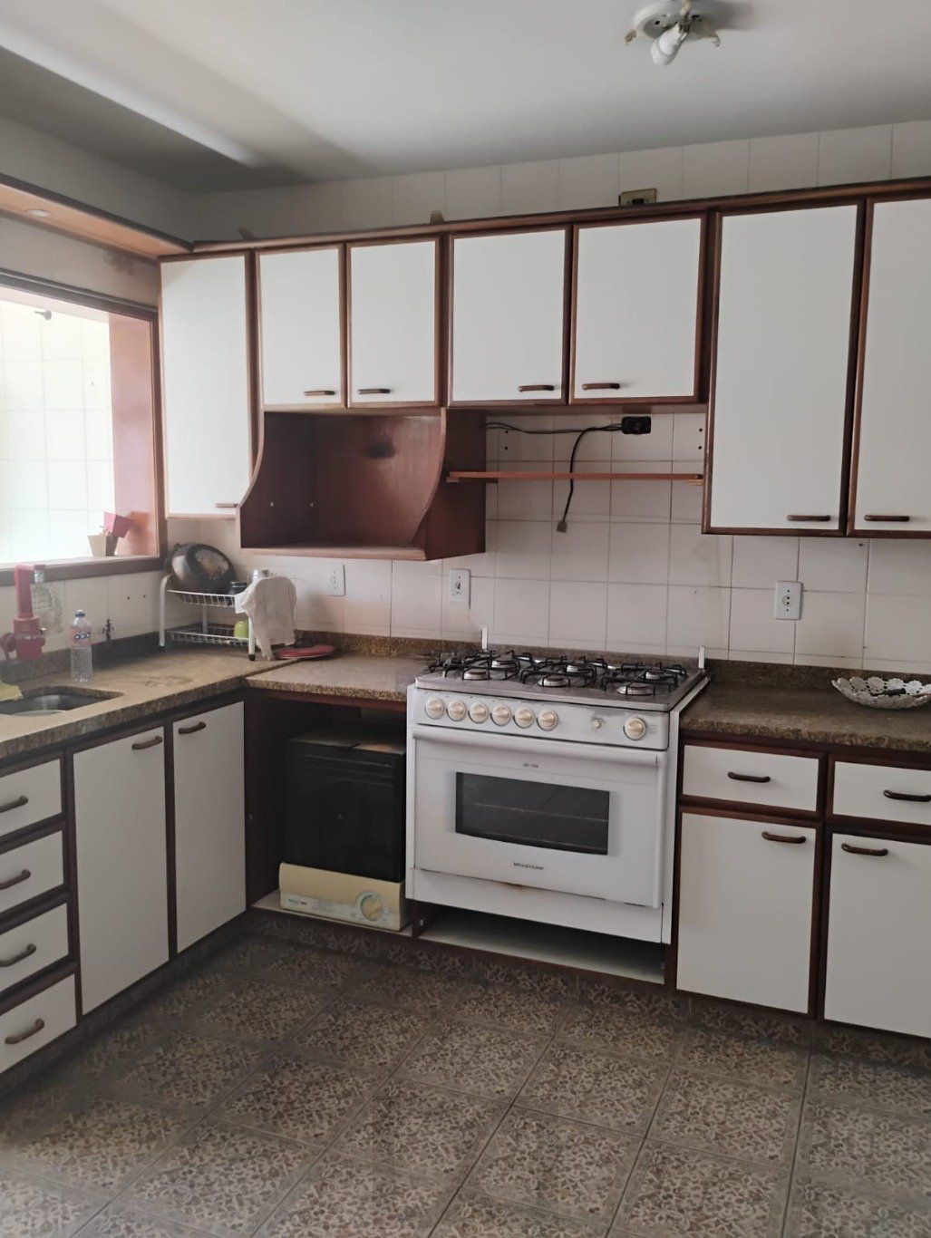 Apartamento com 3 quartos e 2 vagas de garagem no Bairro Jardim Itu/ Planalto. — foto 11