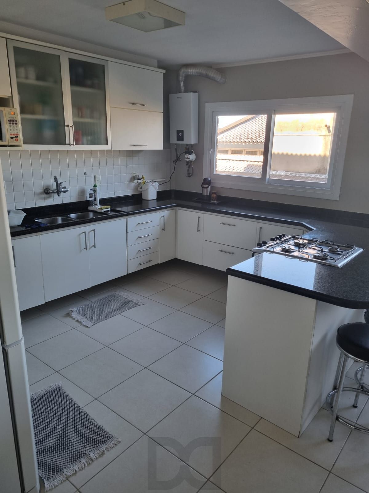 Apartamento térreo semi mobiliado de 3 dormitórios no bairro Cristal — foto 9