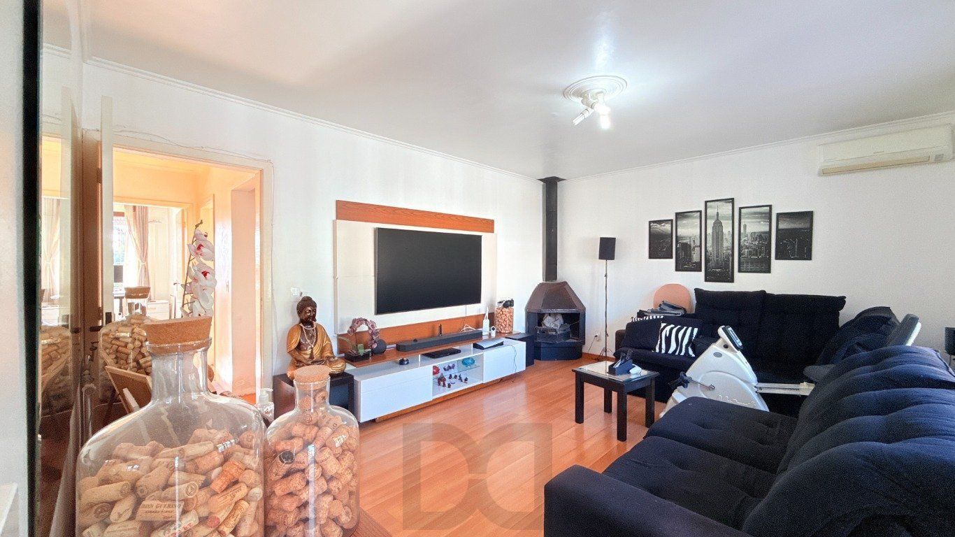Casa com 4 quartos, vaga coberta, piscina e pátio no bairro Cristo Redentor — foto 4