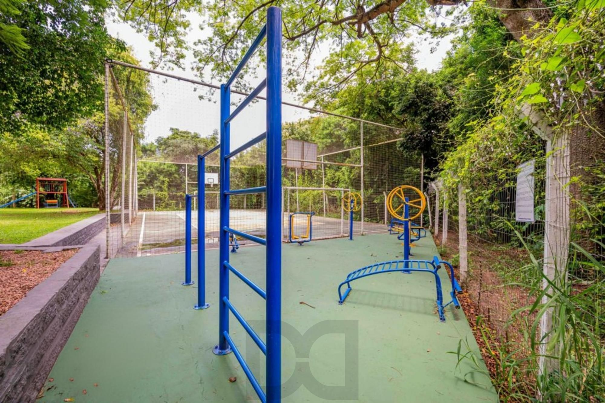 Apartamento semi mobiliado de 3 quartos, elevador, 1 vaga no bairro Cavalhada — foto 34