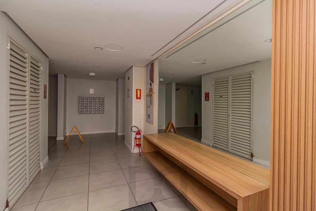Apartamento 3 quartos, 1 vaga, elevador e piscina no bairro Cristal — foto 25