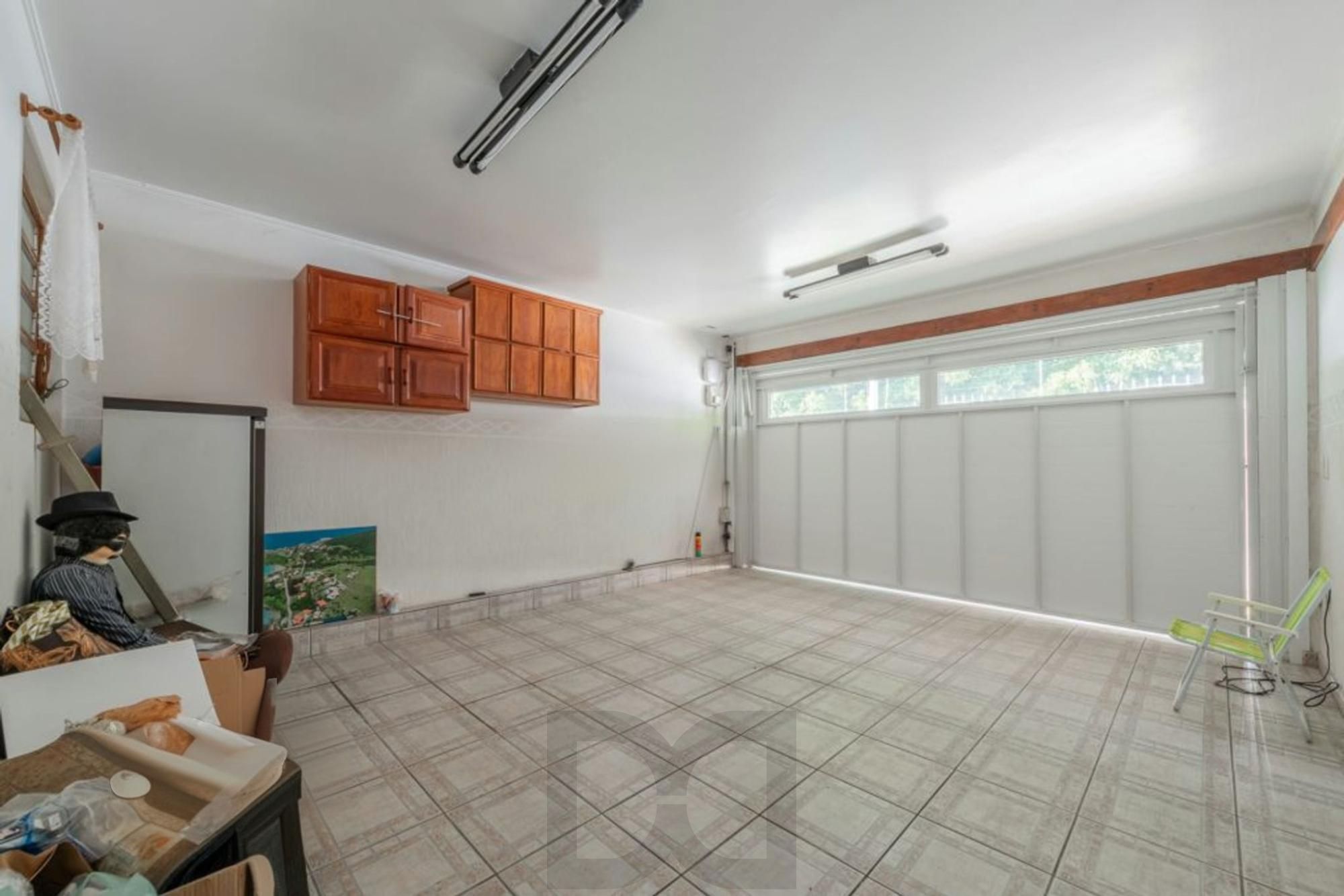 Casa com 3 dormitórios,1 suíte, 4 banheiros e 4 vagas, 203m² no Jardim Itu. — foto 32