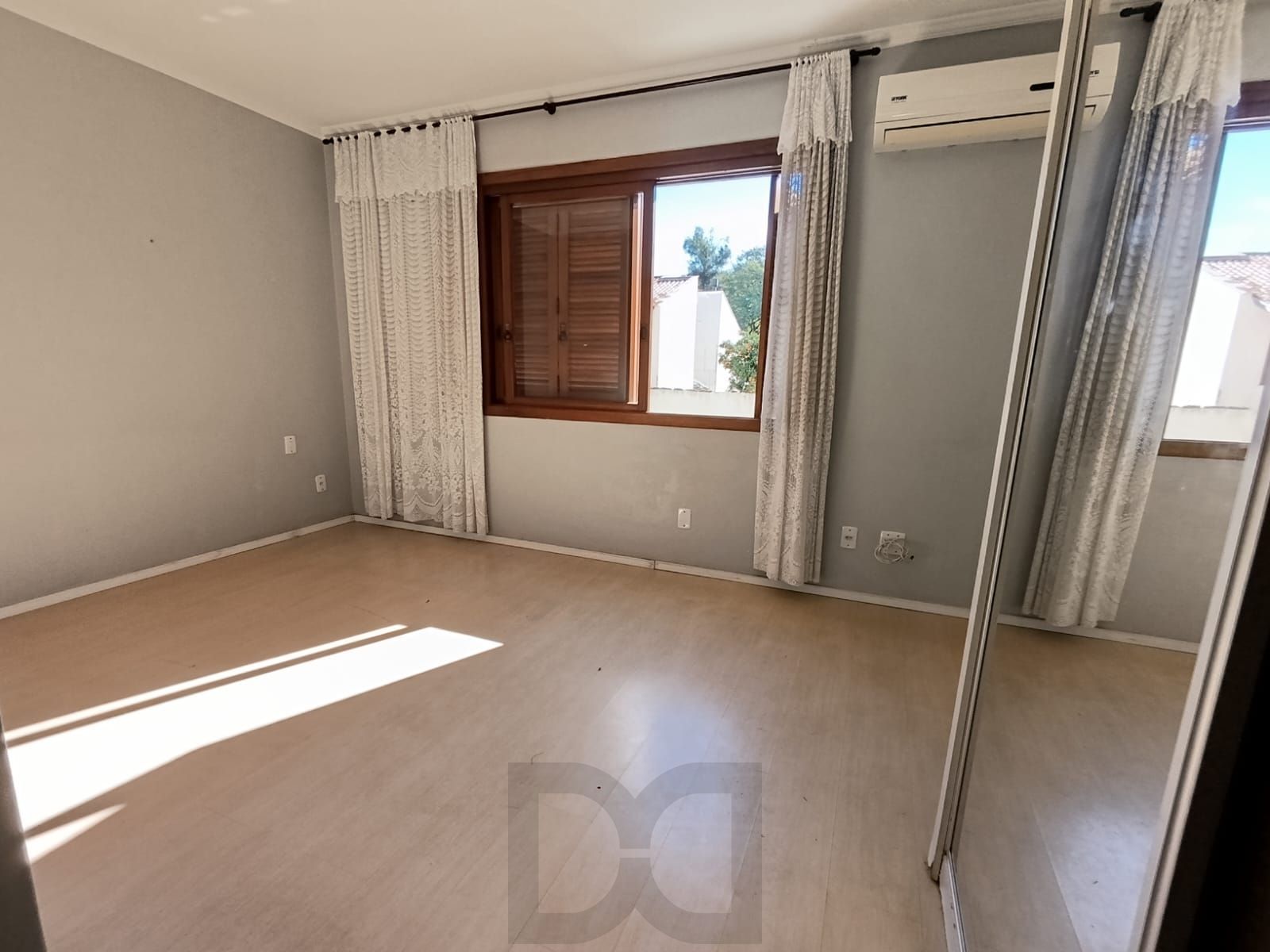 Apartamento de 3 quartos, elevador e 2 vagas no bairro Jardim Lindóia. — foto 12