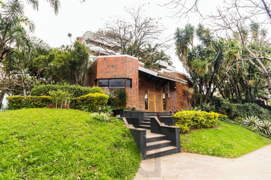 Apartamento com 4 quartos, 223m²,2 vagas, elevador no bairro Jardim do Salso. — foto 50