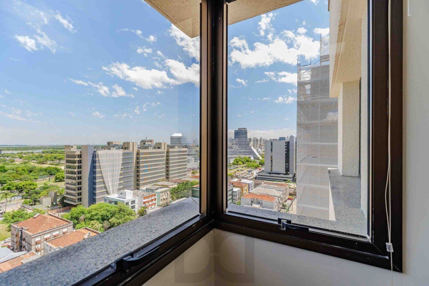 Sala comercial, 2 vagas, elevador e restaurante no bairro Praia de Belas — foto 14