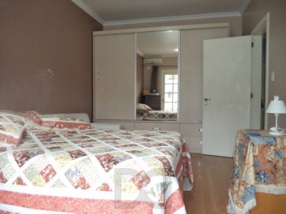 Casa com 4 dormitórios, 1 suíte, 260 m² privativos, 3 vagas no Ecoville. — foto 19