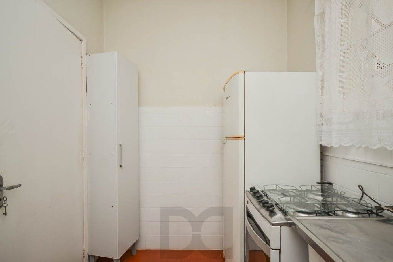 Apartamento à venda com 2 dormitórios 69 m² no Bairro Menino Deus — foto 13