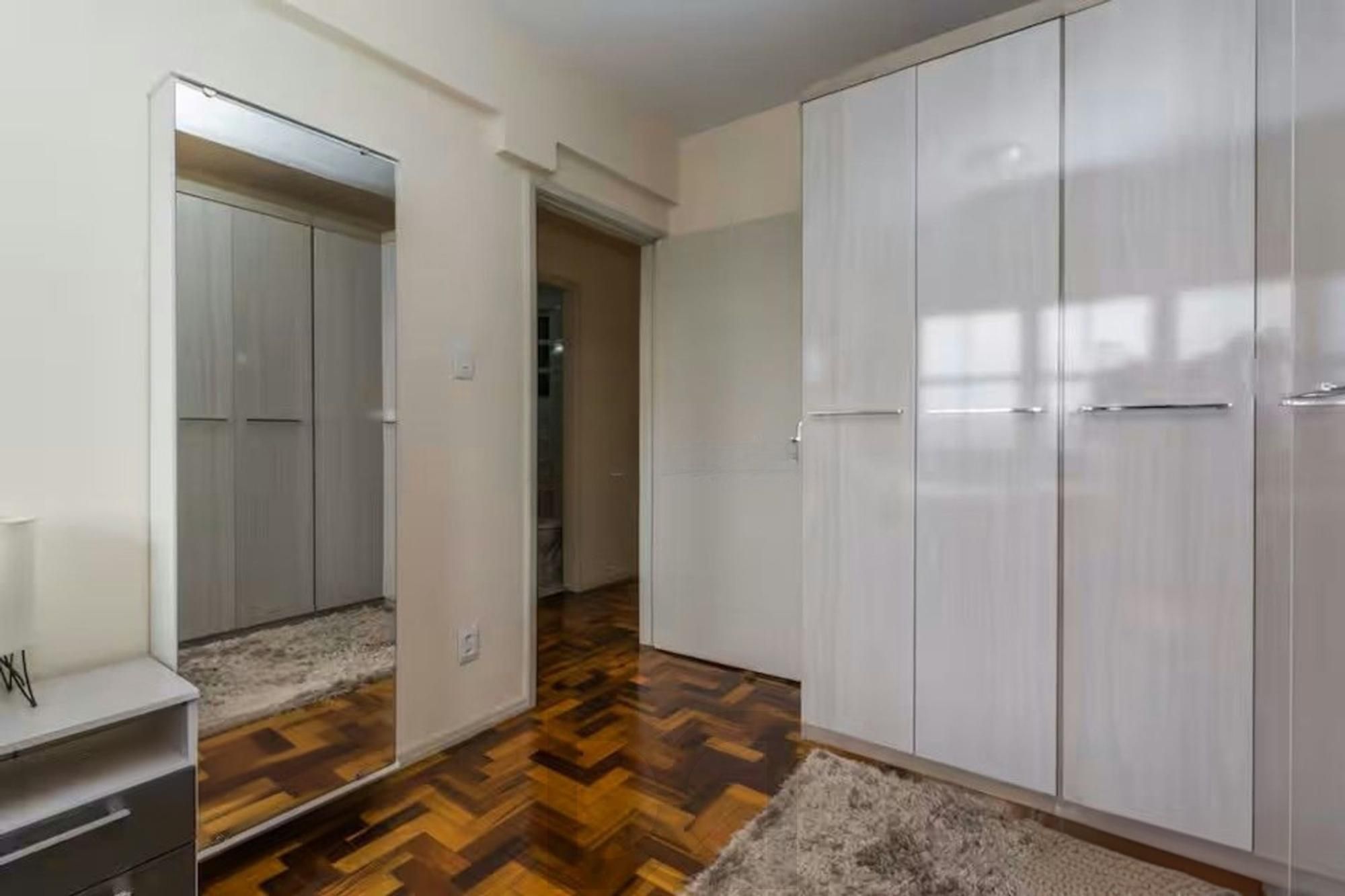 Apartamento 2 Dormitórios com Elevador à Venda na Azenha – Porto Alegre — foto 12