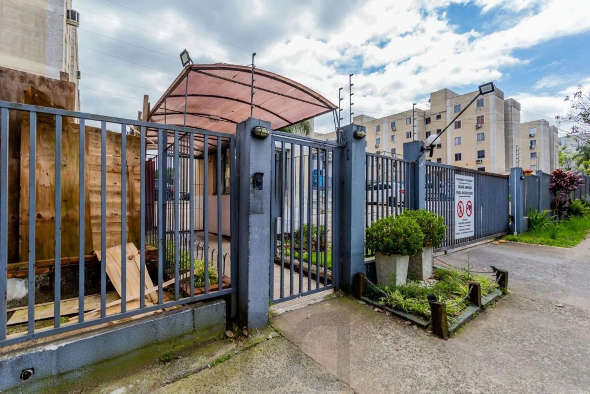 Apartamento com 2 quartos, vaga e portaria 24 hrs no bairro Rubem Berta — foto 27