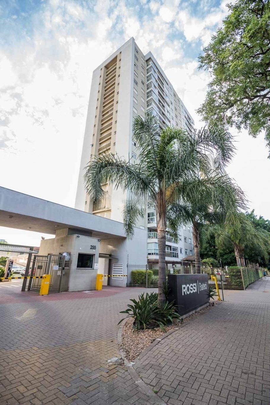 Apartamento 2 Dormitórios com Elevador e Vaga no São Geraldo — foto 36