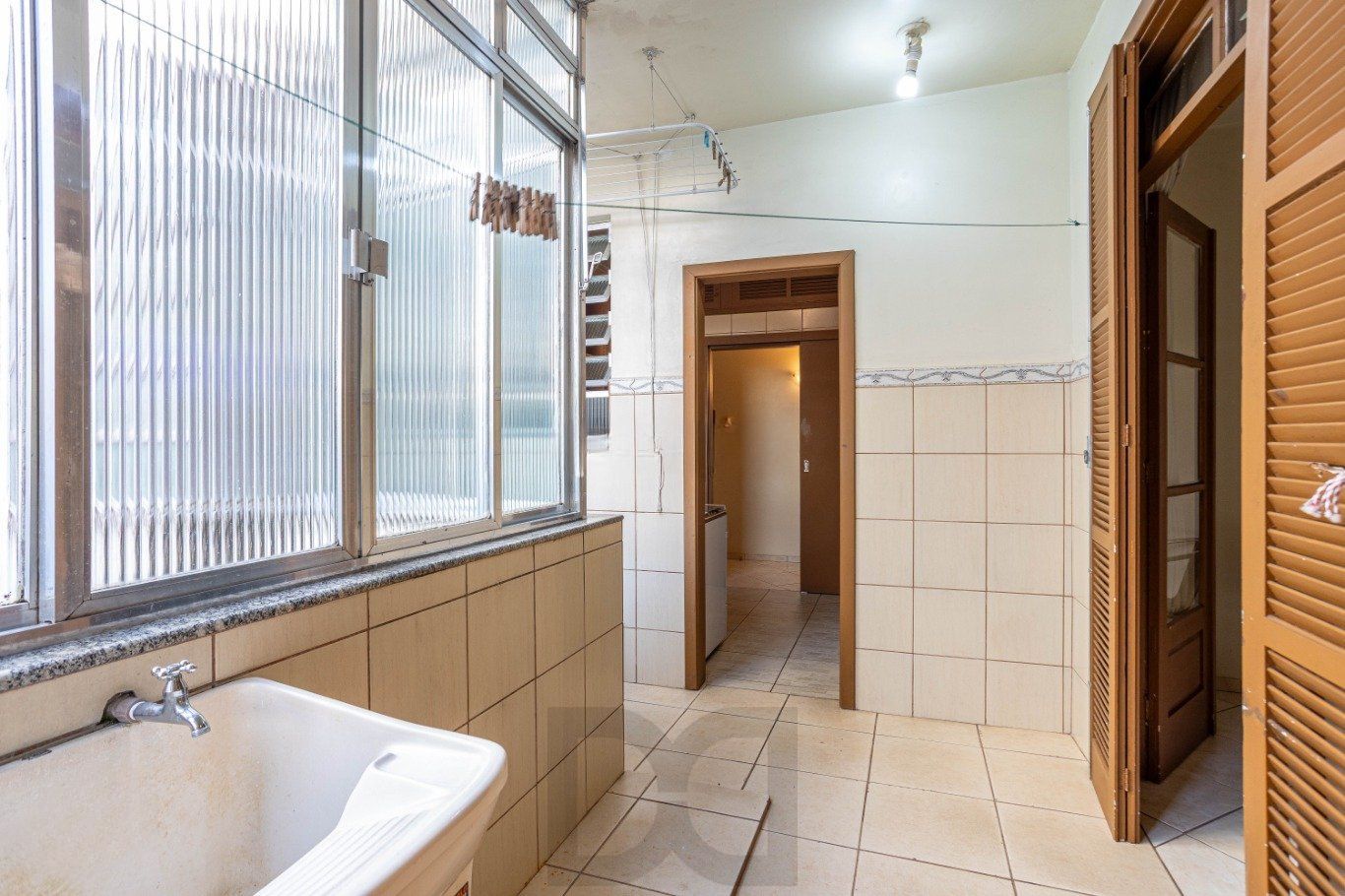 Apartamento com 2 dormitórios no Bairro Menino Deus — foto 11
