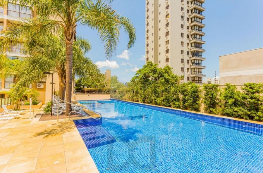 Apartamento de 2 dormitórios, suíte, 1 vaga e elevador, no bairro Boa Vista. — foto 2