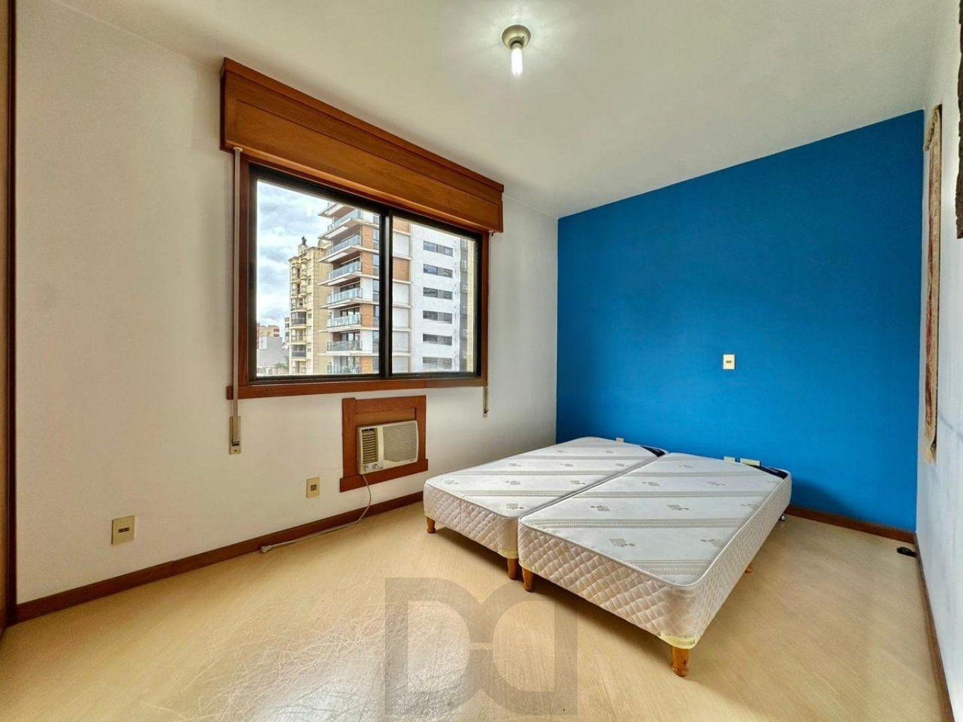 Apartamento com 3 quartos, vaga e elevador no Bairro Menino Deus — foto 9