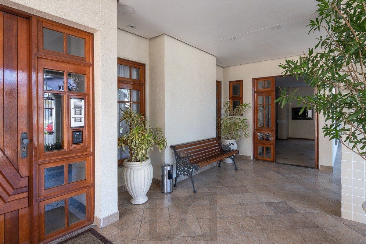 Apartamento de 3 quartos, elevador e 2 vagas no bairro Jardim Lindóia. — foto 24