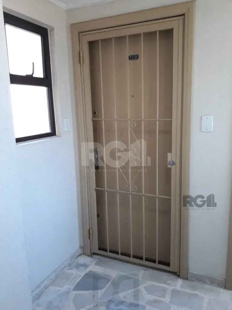 Apartamento 2 Dormitórios e elevador no Centro Histórico — foto 19