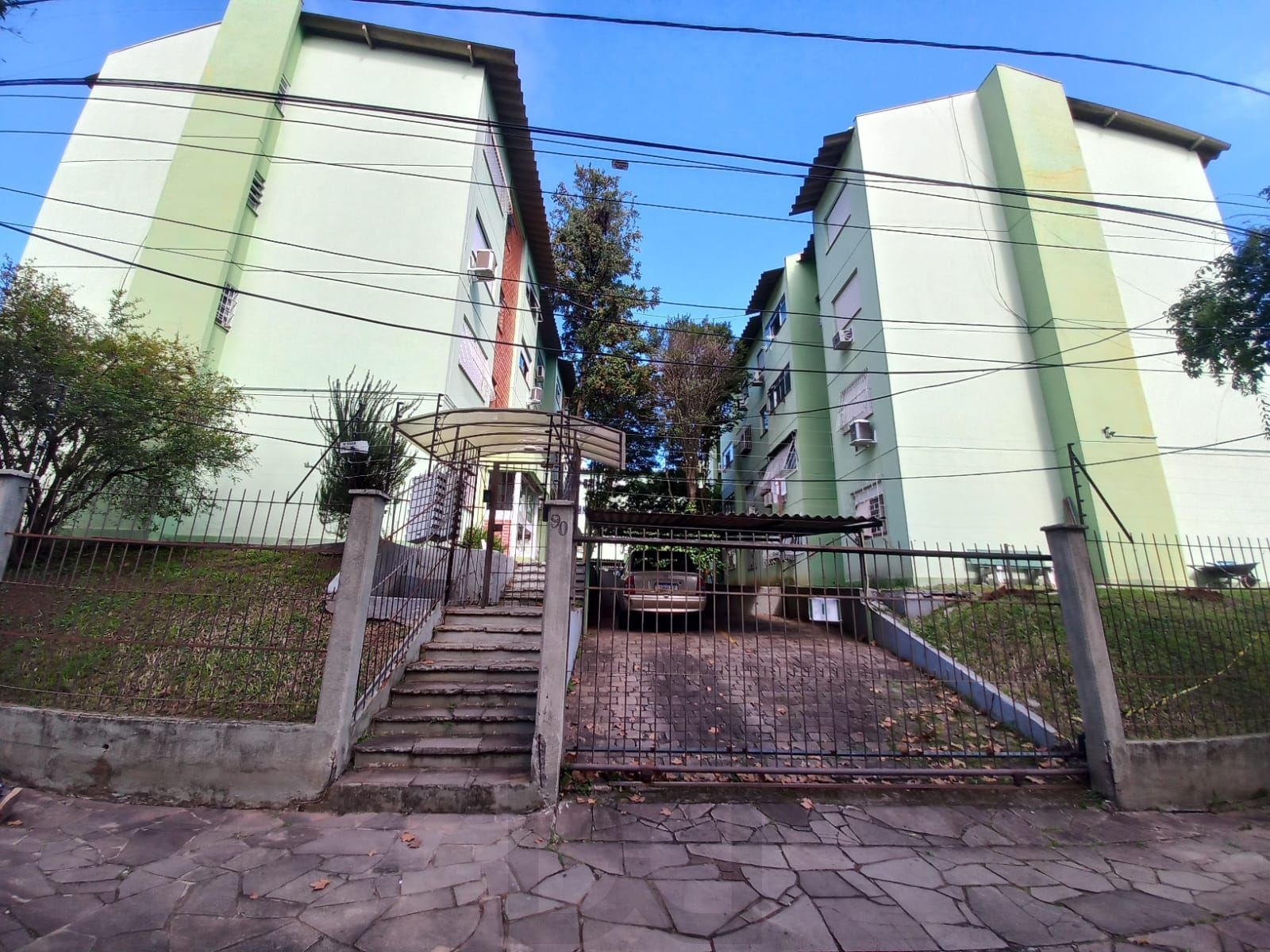 Apartamento com 2 dormitórios no bairro Jardim Itu. — foto 30