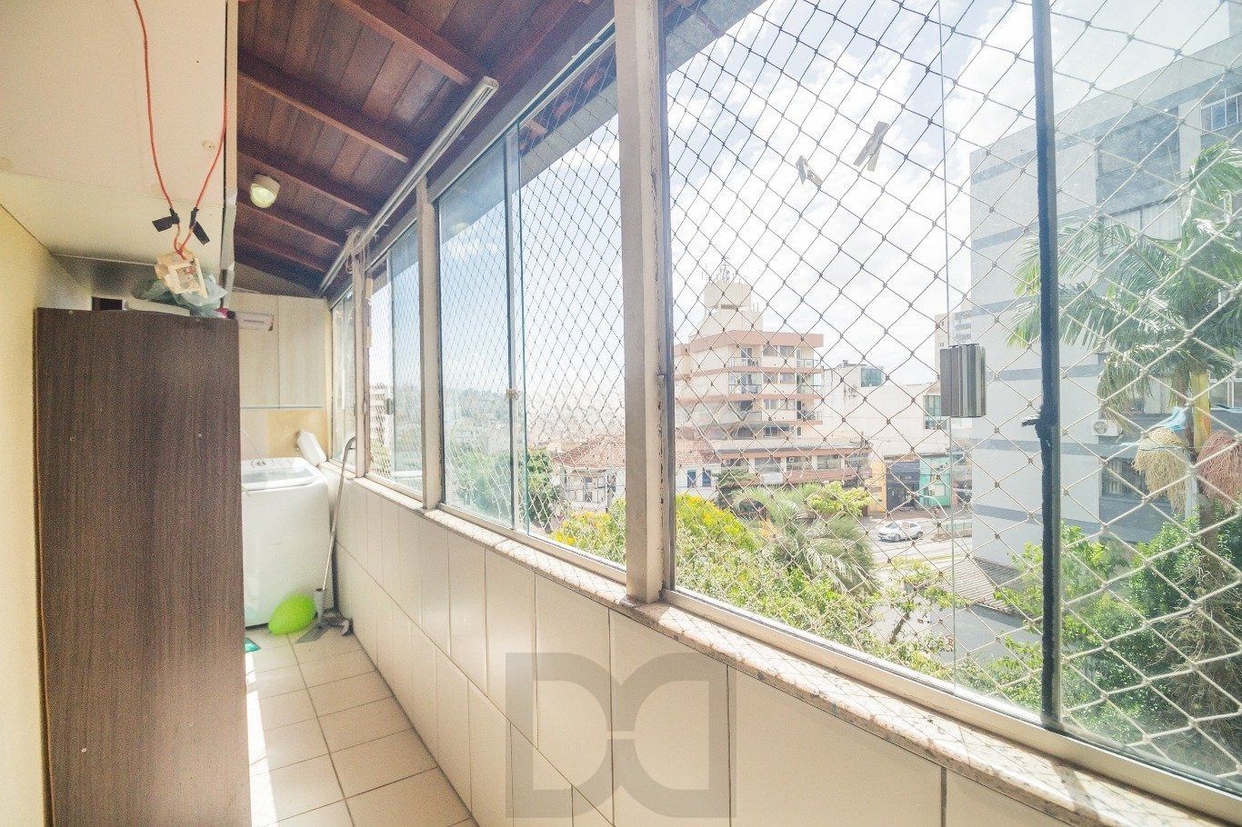 Apartamento à venda com 3 quartos e com sacada no bairro Partenon — foto 17