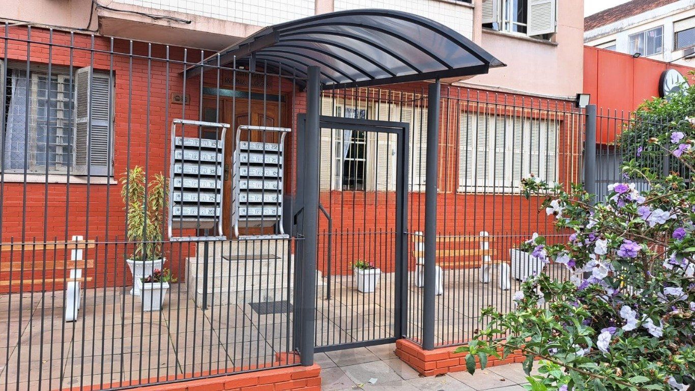 Apartamento com 2 quartos, 2 banheiros e sol da manhã no bairro Vila Ipiranga — foto 21