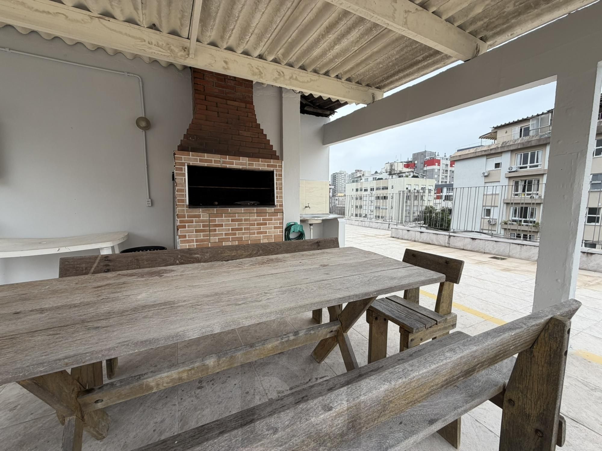 Apartamento 1 dormitório na rua Irmão José Otão, Independência — foto 35