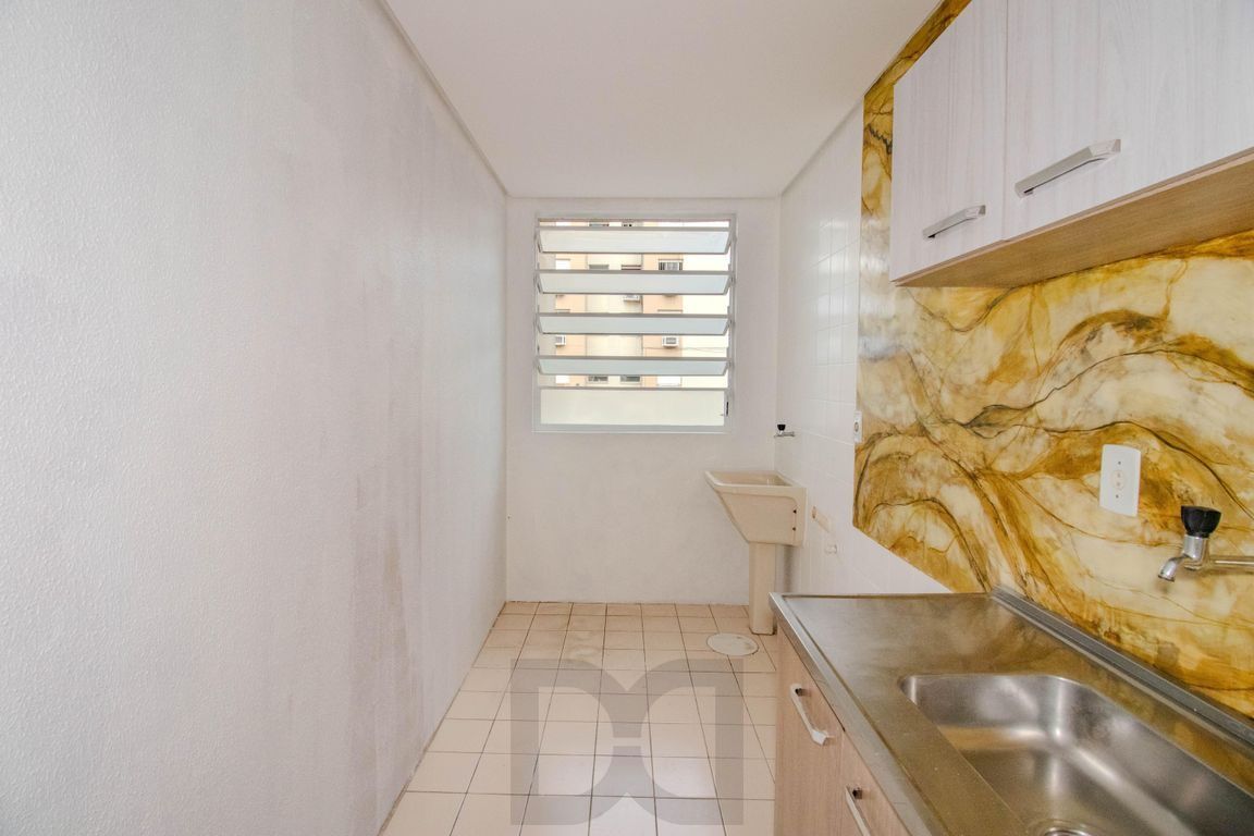 Apartamento 2 dormitórios com sacada 1 vaga Bairro Sarandi Ecoville — foto 5