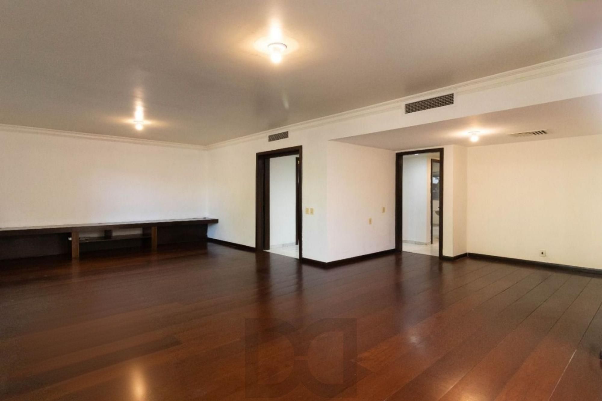 Apartamento de 3 dormitórios, suíte, duas vagas e elevador no bairro Rio Branco — foto 4