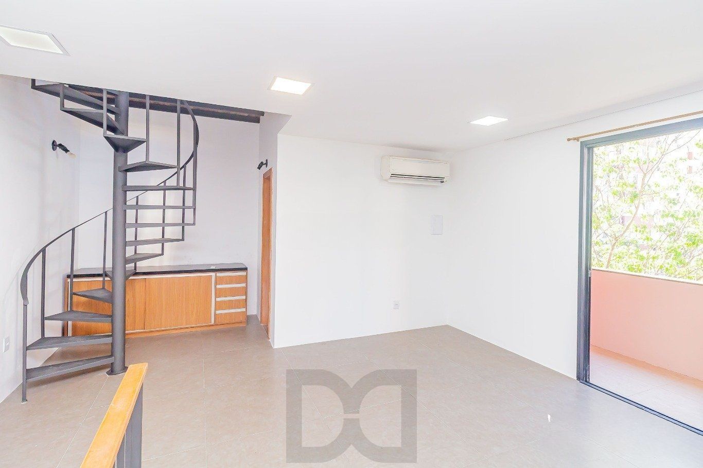 Prédio Comercial á venda com 2 salas e terraço no bairro Menino Deus — foto 9