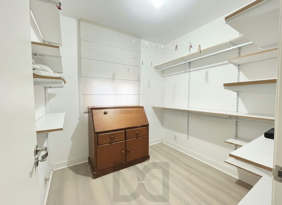 Apartamento 3 quartos, 1 vaga, elevador e piscina no bairro Cristal — foto 16