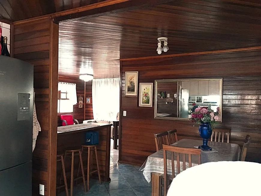 Casa com 3 Quartos e 3 banheiros à Venda, 387 m² — foto 9