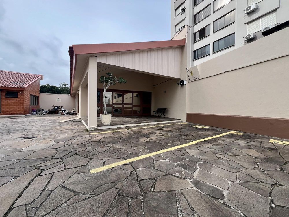Apartamento de 2 quartos, elevador no bairro Partenon. — foto 17