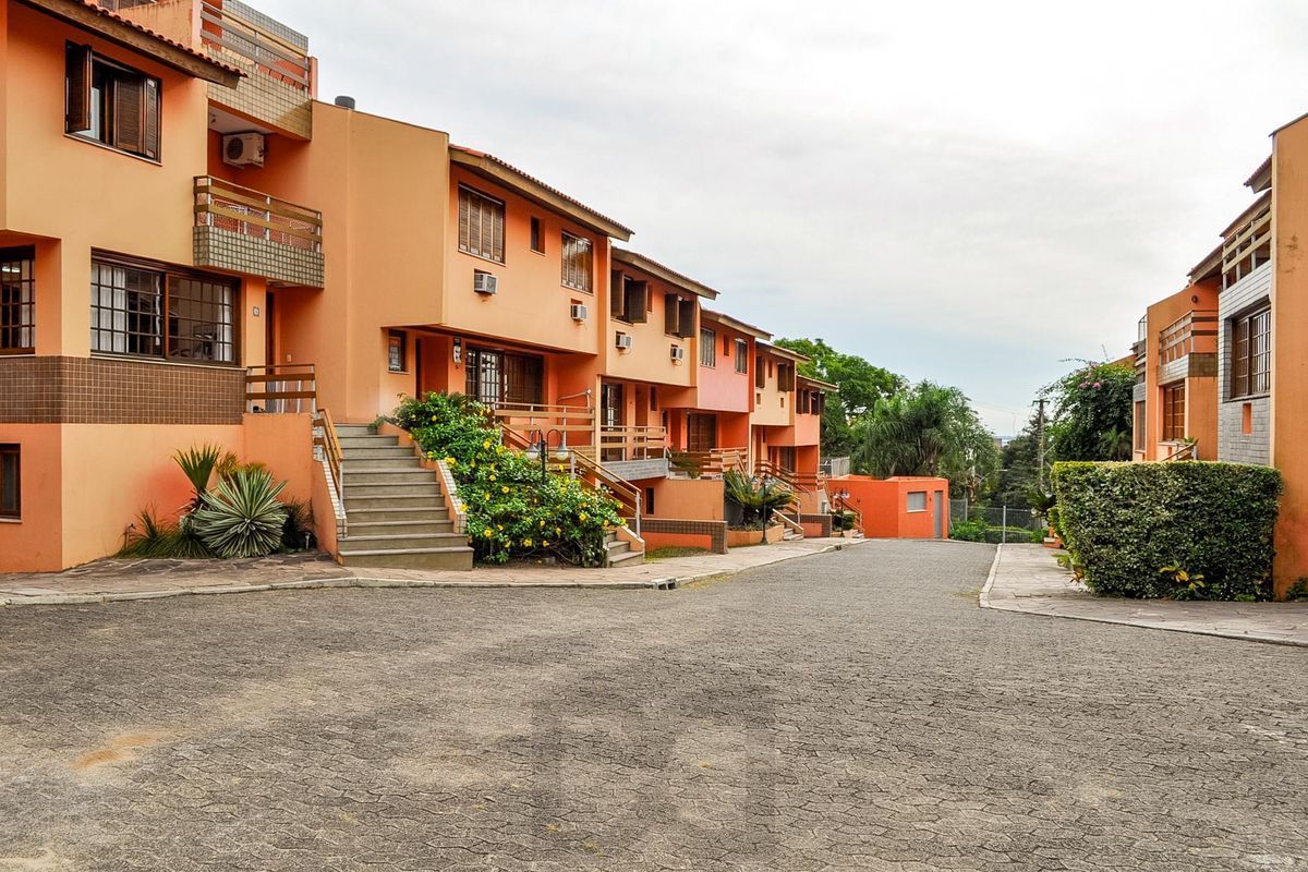Ótima Casa condomínio pronta para morar, semi mobiliada, Bairro Menino Deus — foto 43